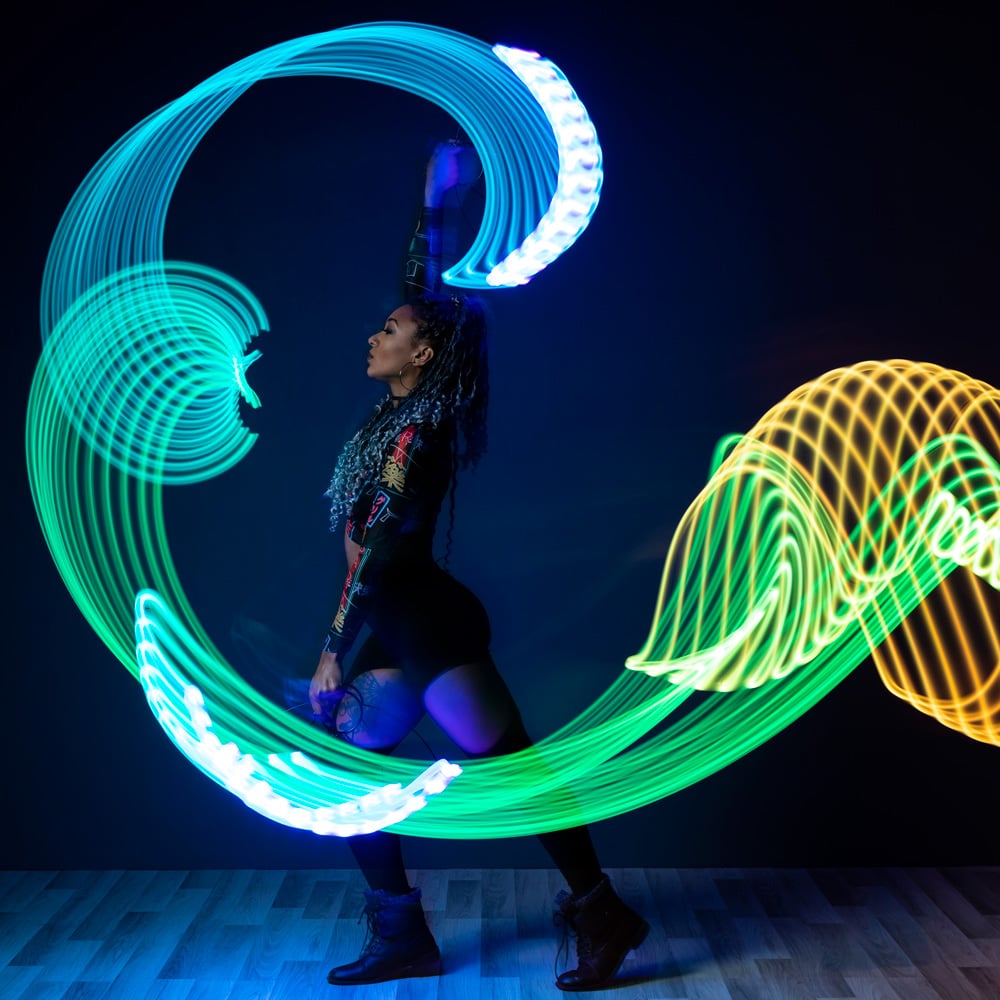 🔥Vibrant LED Flow Fans🎁7-Key Intuitive Control & Sync Modes - Lightweight 12.2 oz Build - Perfect for Festivals, Raves & Flow Arts