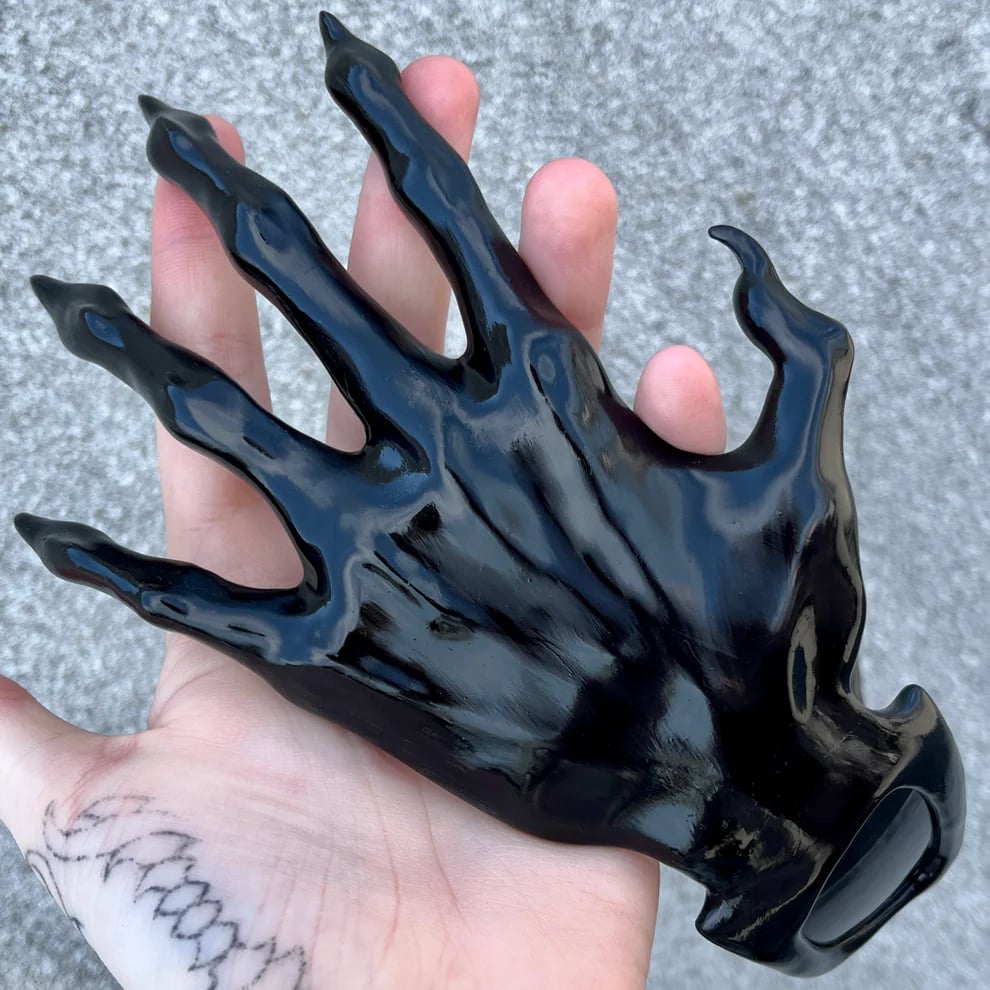 👾Monster Hand Sunglasses - Your new favorite weird accessory!🔥