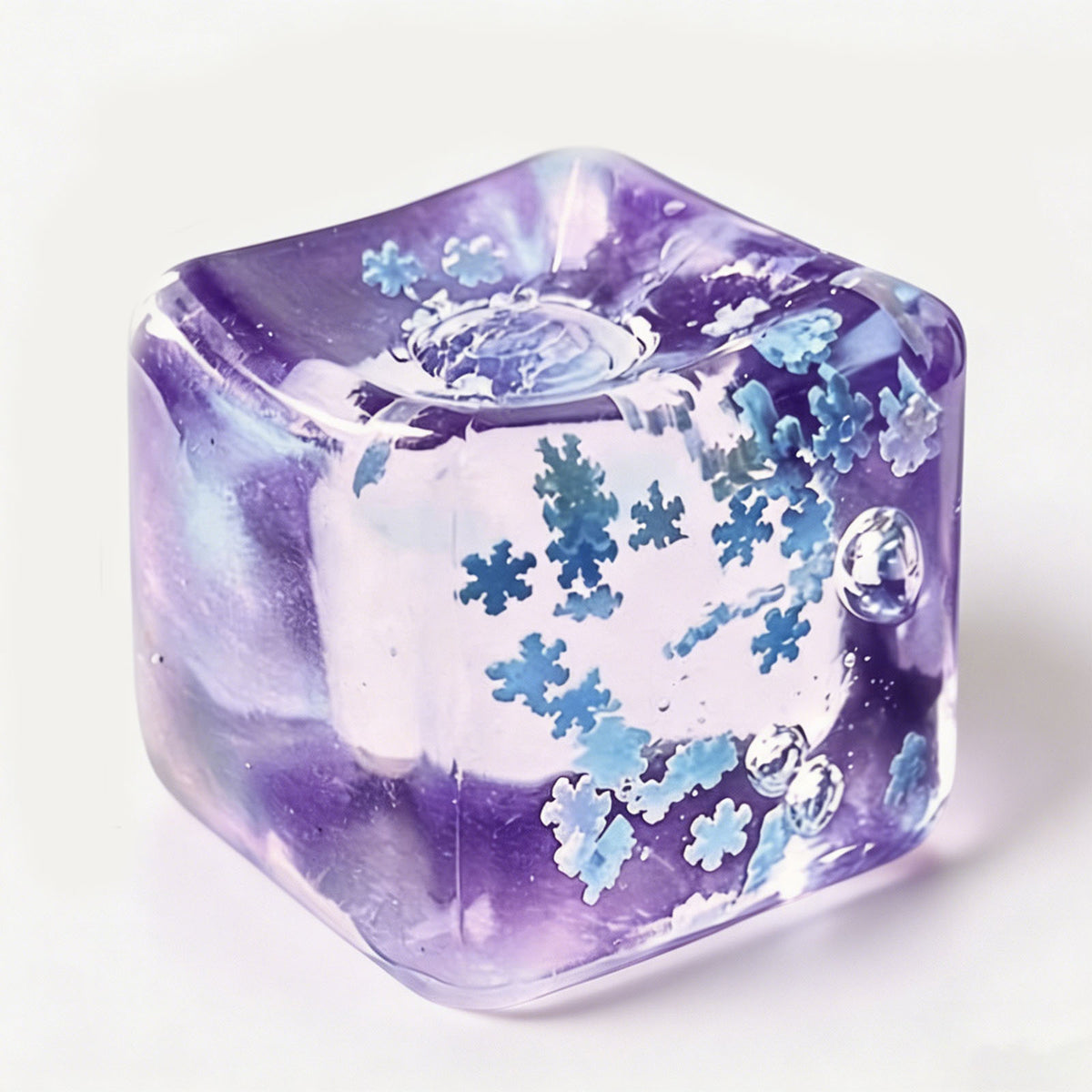 Soft, fluffy ice cubes – a stress-relieving toy made of quicksand.